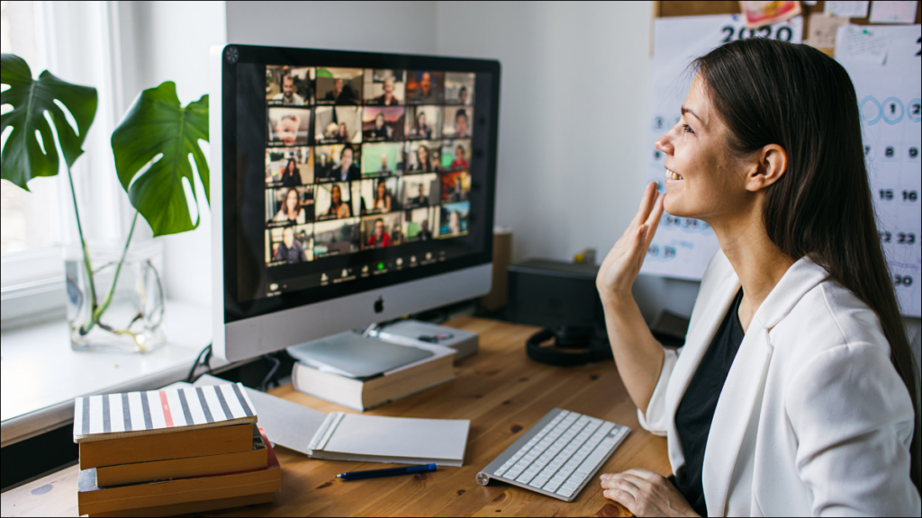 Cách giơ tay trong cuộc họp Zoom